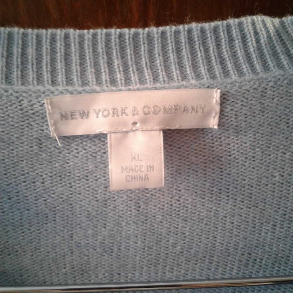 Sweater - Picture 3 of 3
